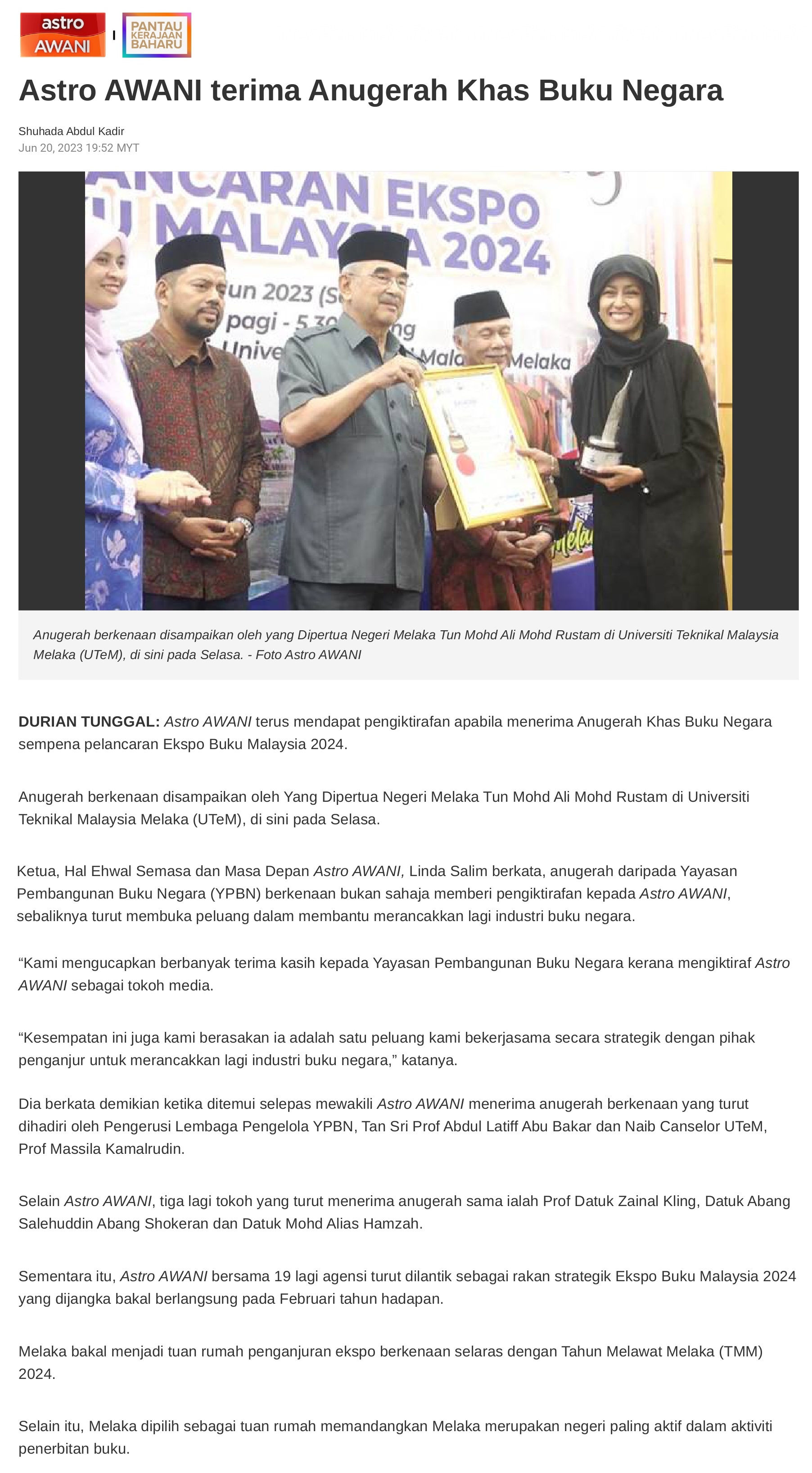 Astro AWANI terima Anugerah Khas Buku Negara